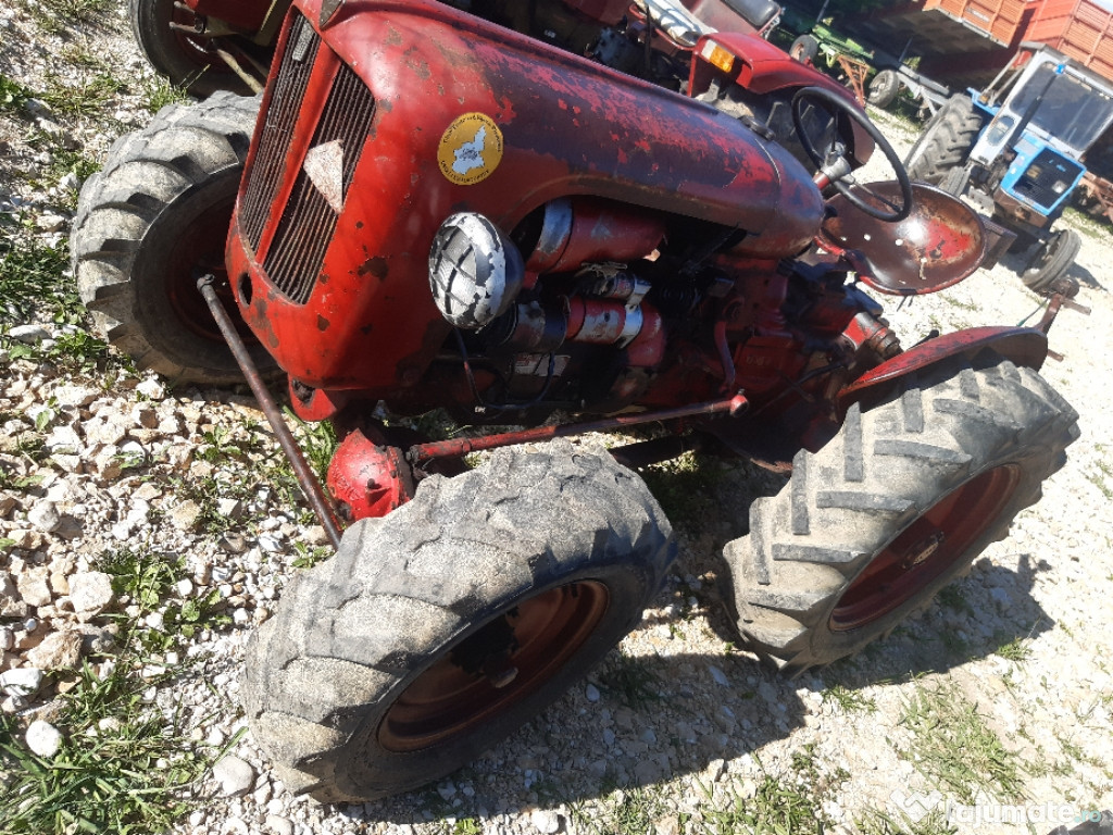 Tractor veniri 4x4 23 cai