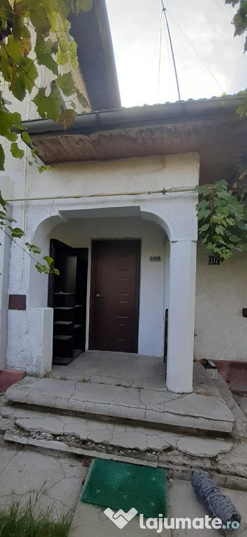 Inchiriez casa in Doicesti, jud.Dambovita