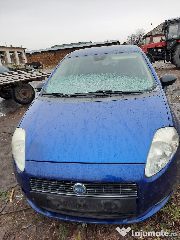 Dezmembrez fiat grande punto