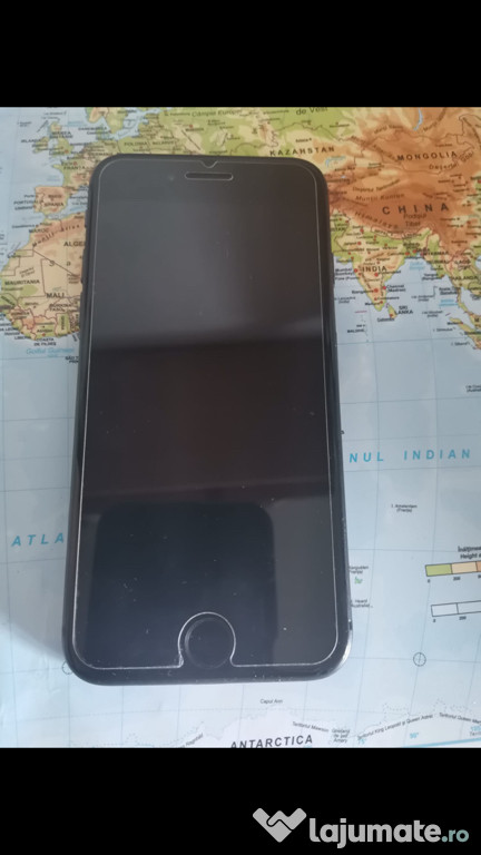 IPhone 8 adus din Anglia