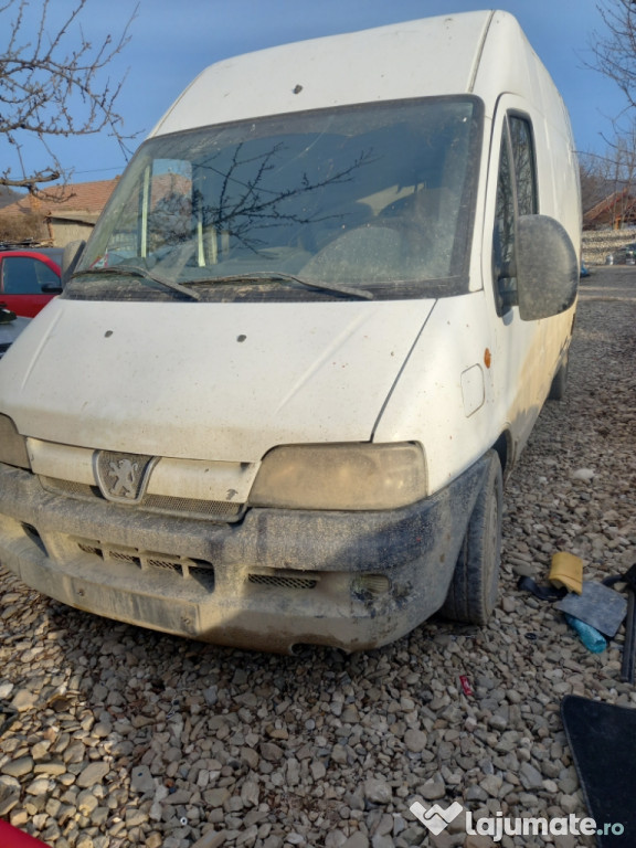 Dezmembrez Peugeot Boxer