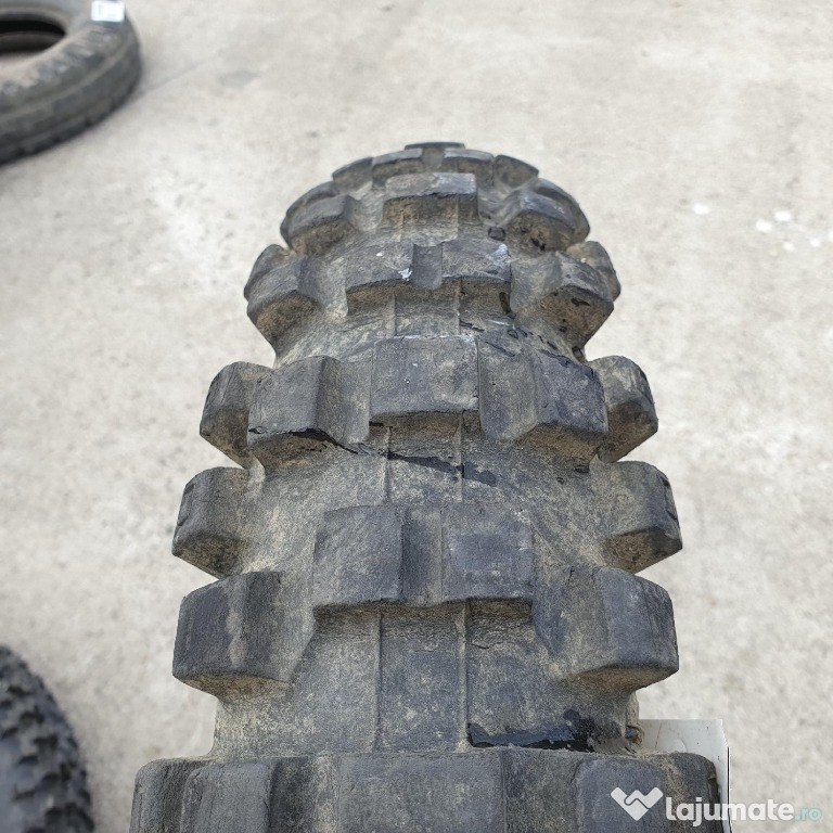 Anvelope 100/100 -18 Bridgestone. Cauciucuri Sh Cu Garantie