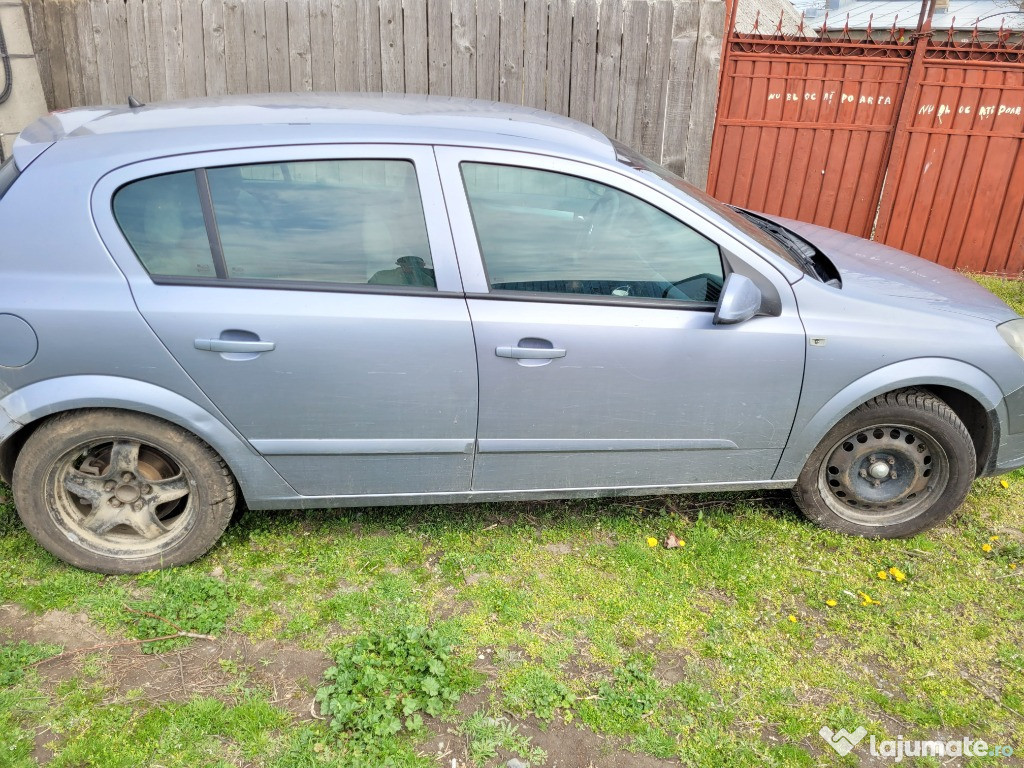 Dezmembrez opel astra h 1.7 cdti 101 cp 2004