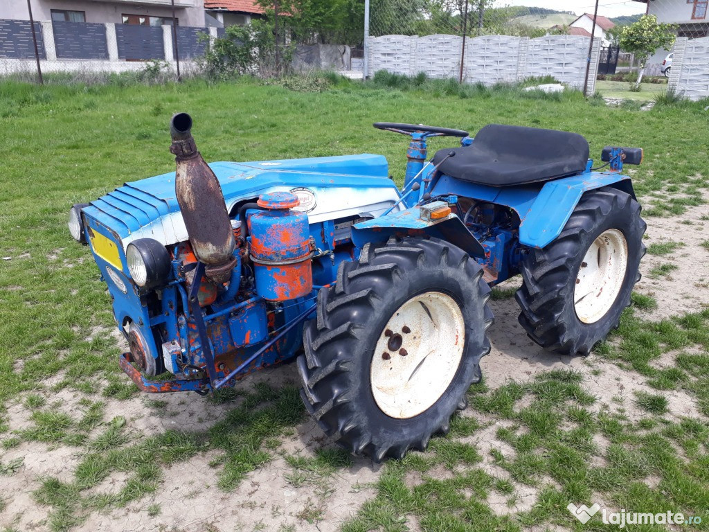 Tractor Pasquali ,4x4 ,30 cp