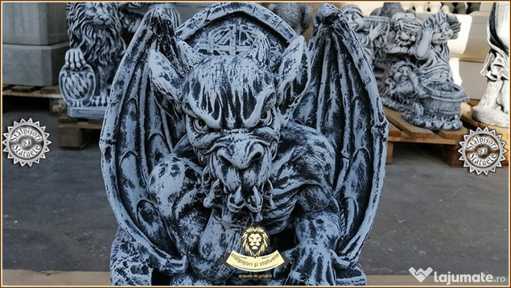 Gargoyles, satana, diavol, pe tron, model S74.