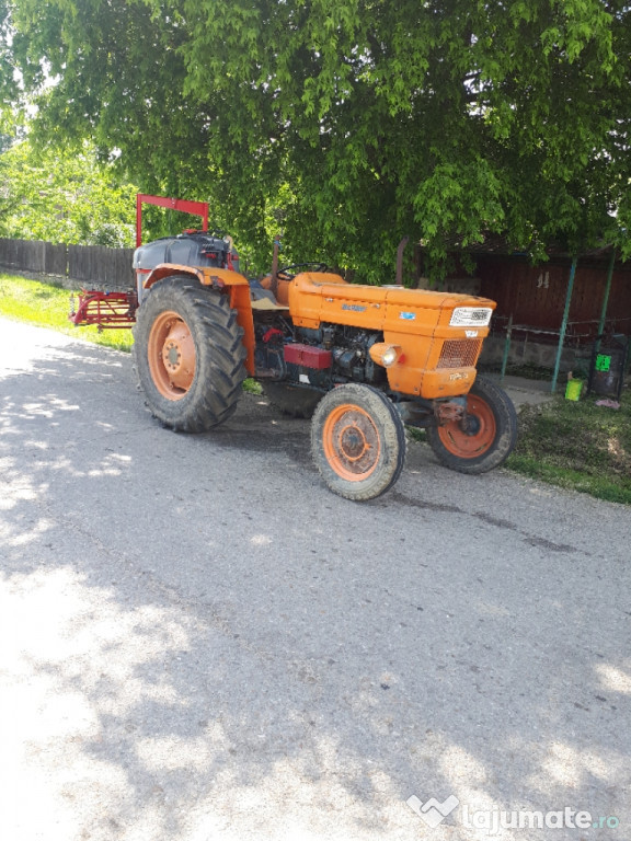 Tractor fiat 550 (Someca)