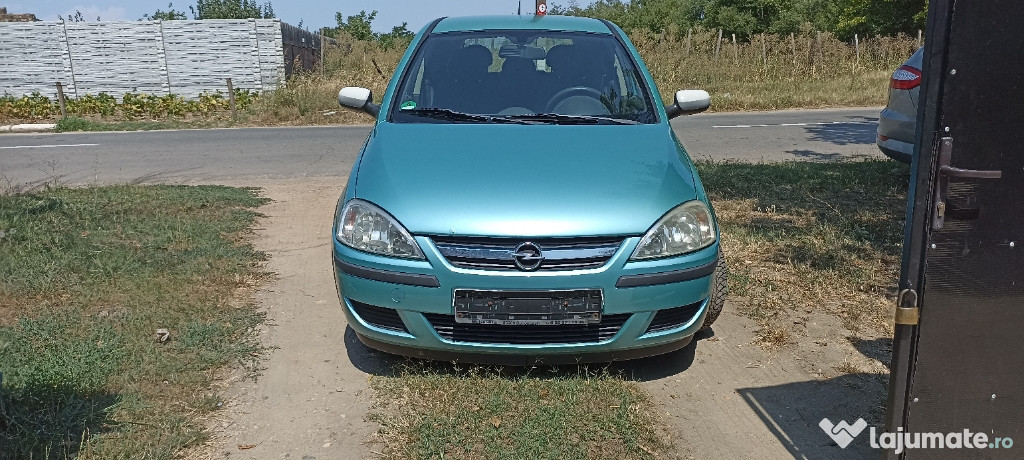 Opel corsa c an fab 2003 moț 1,2