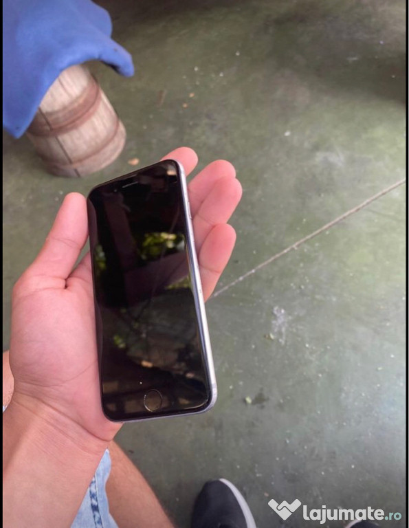 IPhone 8