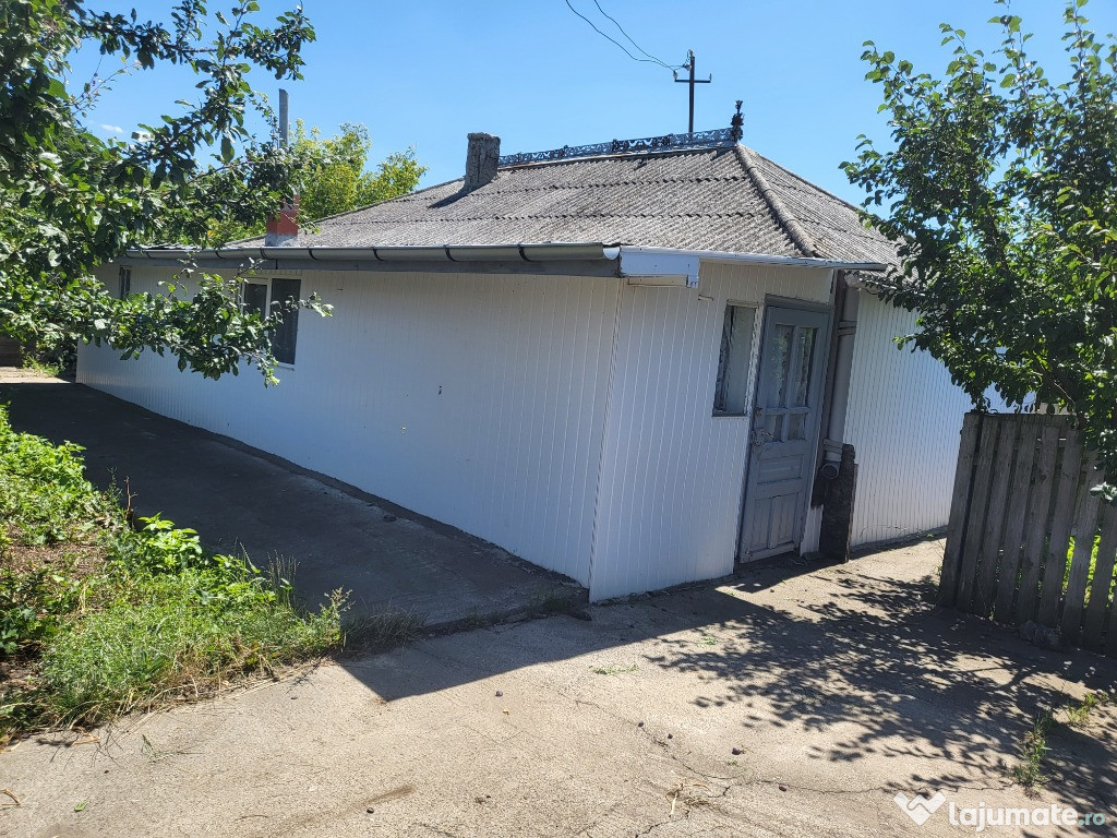 Casa bătrânească Avrameni