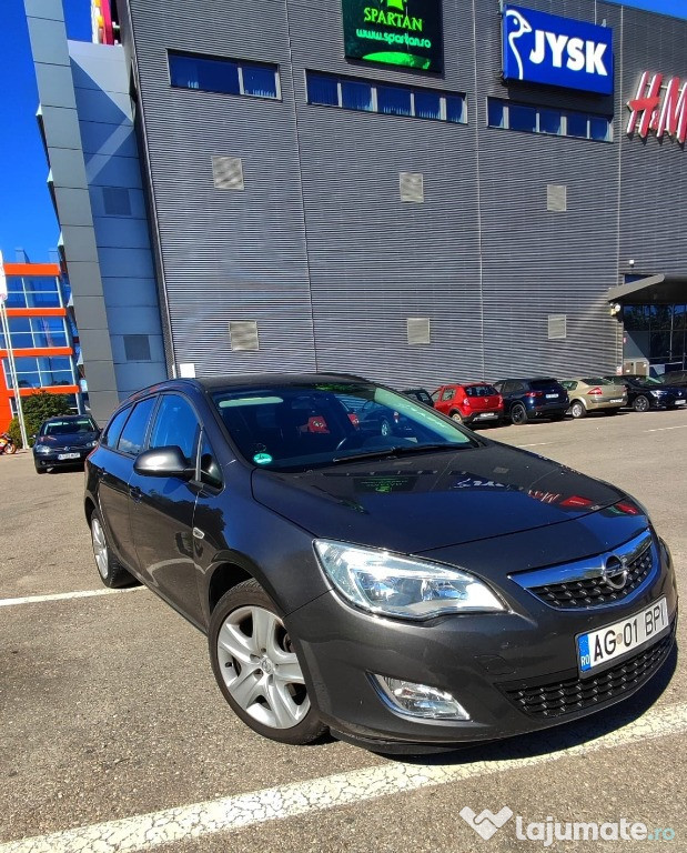Opel Astra Sports Tourer fab.2011,euro5,diesel 2,0lt,170 CP