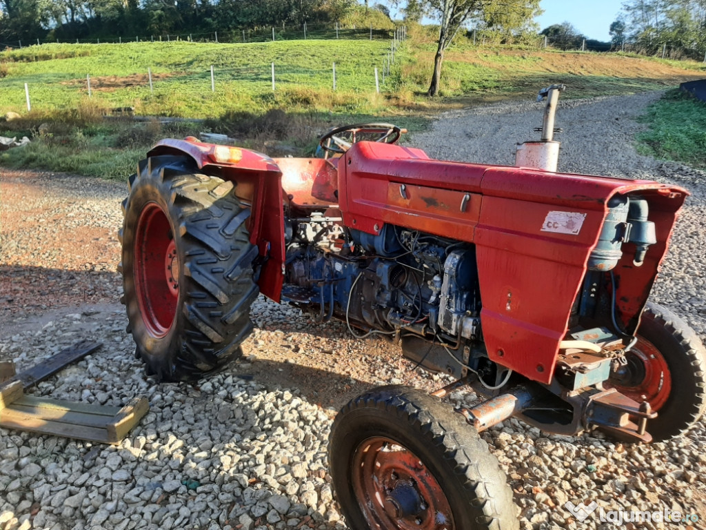 Tractor universal 600