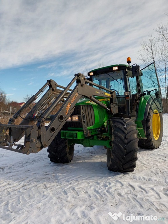 John Deere 6320