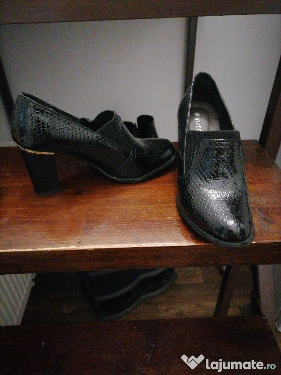Pantofi eleganți nr 37