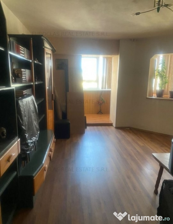 Apartament 2 camere,decomandat,zona Tomis Nord 93.000 euro