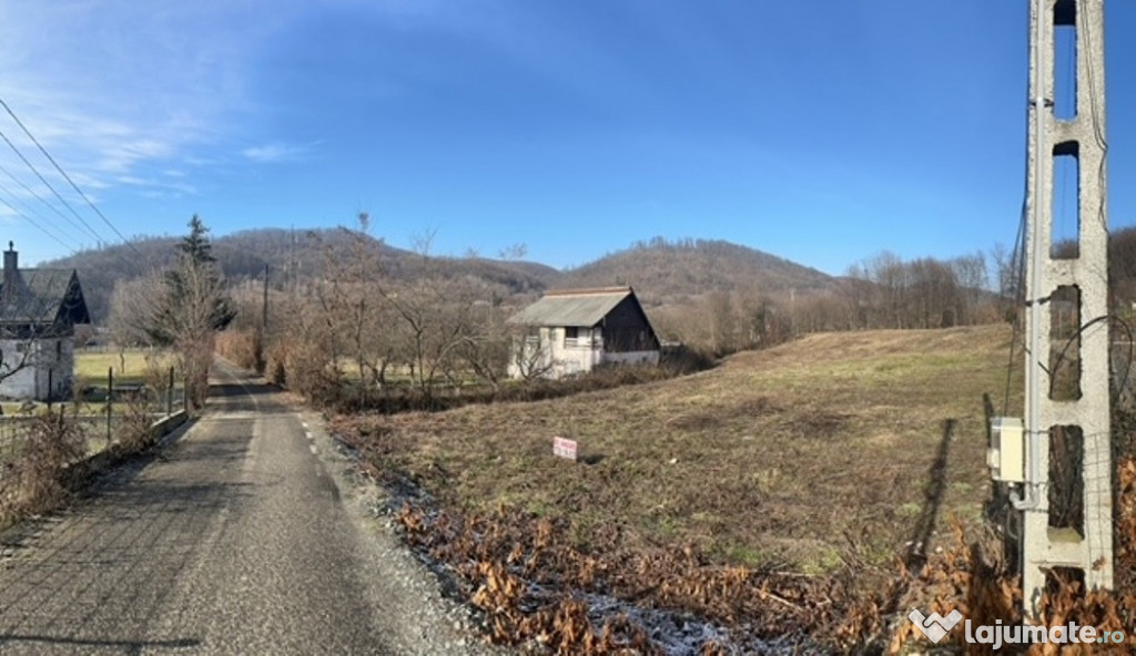 TAUTII MAGHERAUS strada 74 teren intravilan de aprox 36ari !