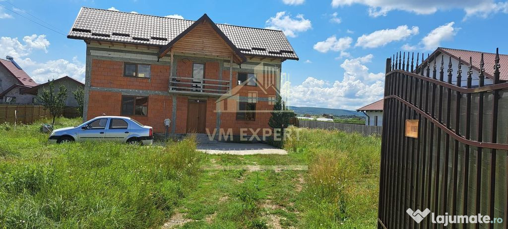 VILA 4 CAMERE, TEREN 787 MP, PISCANI, ARGES