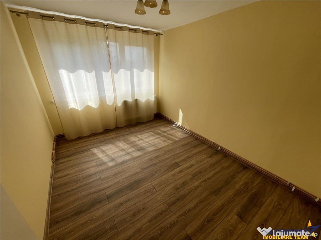 Apartament cu 2 camere, decomandat,zona universitara, Targu