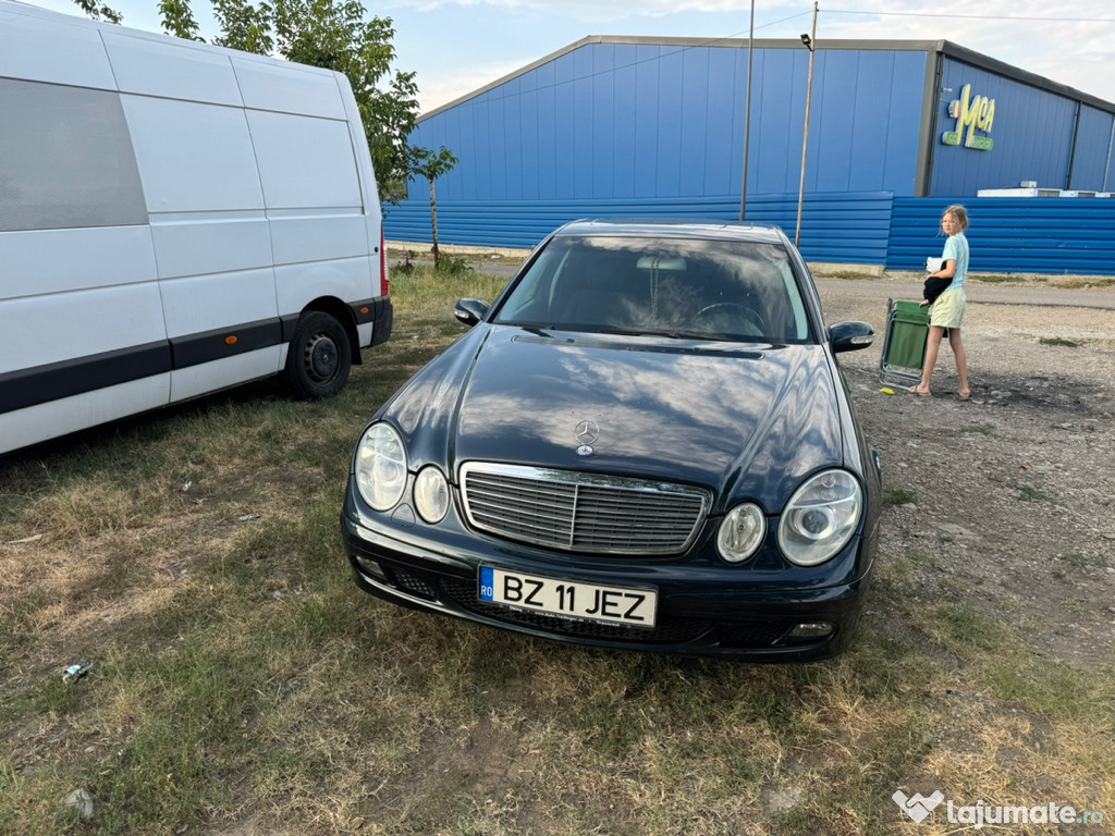 Mercedes Benz E 220 CDI