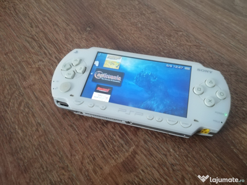 Consola psp cu card de 8gb