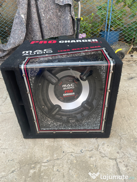 Vand 2 stați și subwoofer