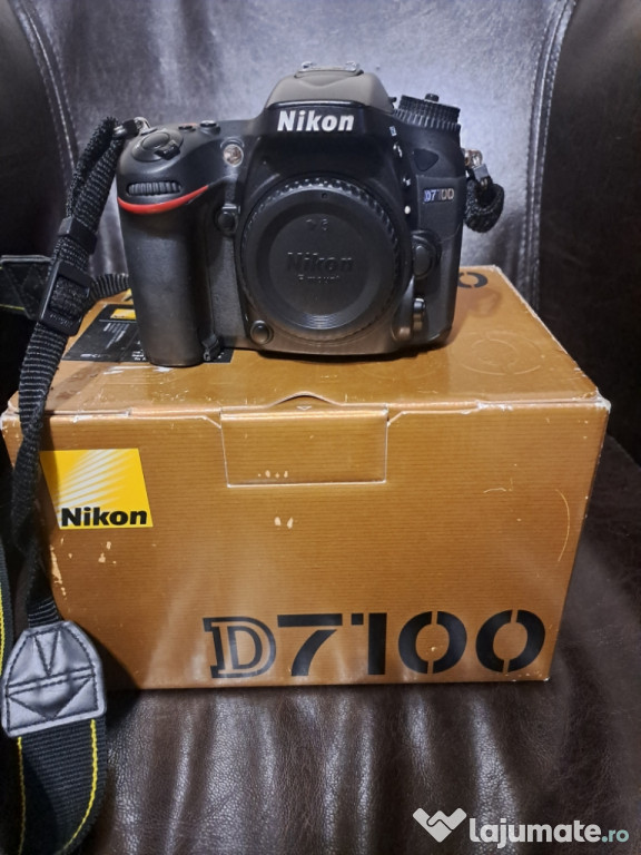 Vând Nikon d7100 body.