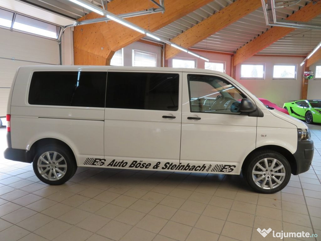 Transfer Aeroport Otopeni inchiriere Volkswagen Transporter 8+1 locuri