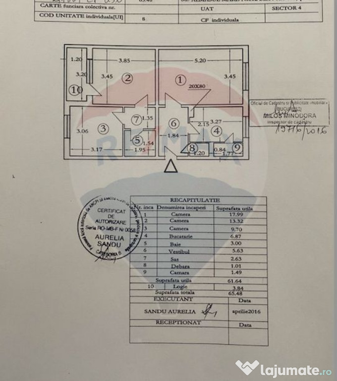 Apartament 3 camere de vanzare - Zona Straja