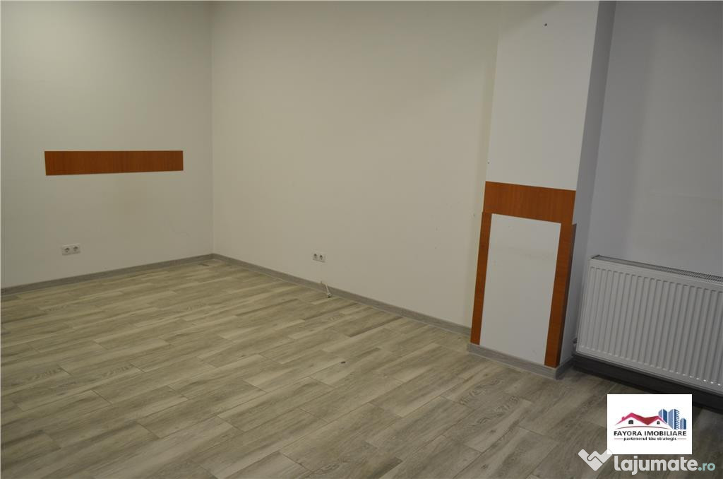 Apartament Bloc Nou 3 Camere 2 Bai si 2 Parcari Private de