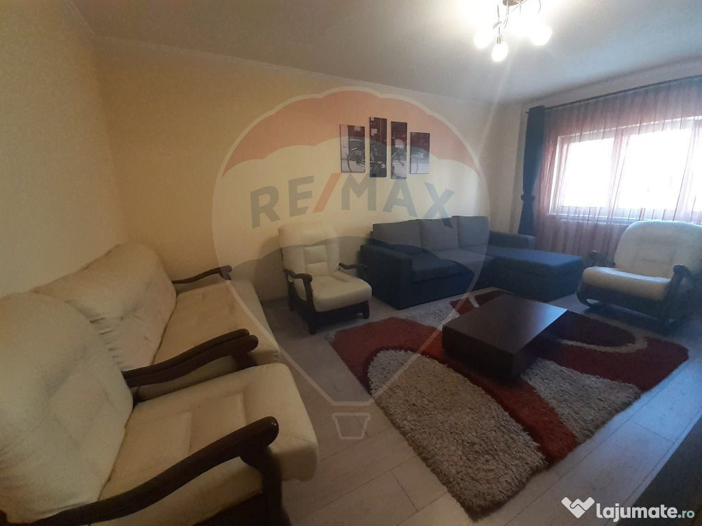 Apartament cu doua camere pentru inchiriat în zona Podgoria