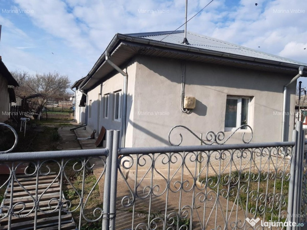 Vânzare casa Budeşti, judeţ Călăraşi, 25 km de Bucuresti