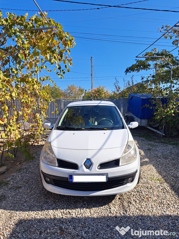 Vând Renault Clio 3