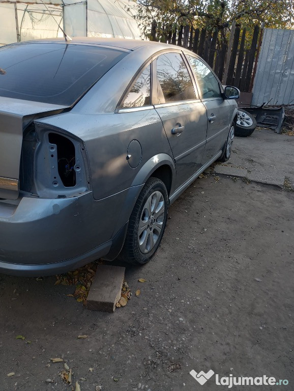 Dezmembrare Opel Vectra C 1.6 benzină