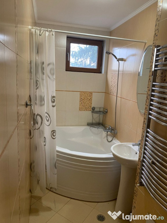 Apartament de vanzare 2 camere/utilat/mobilat/decomandat