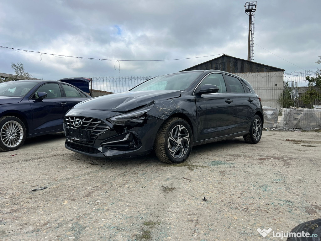 Hyundai i30T-GDi 2023 AVARIAT