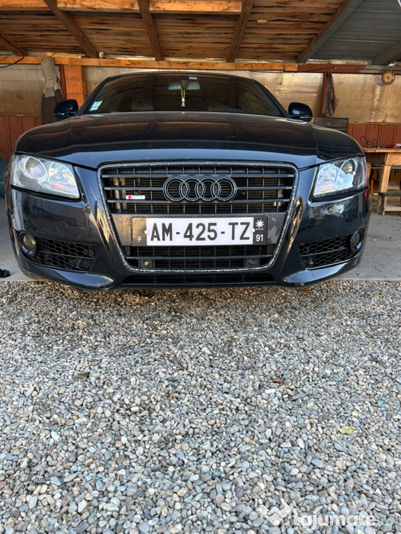 Vând Audi A5 2.7 tdi . Automată .