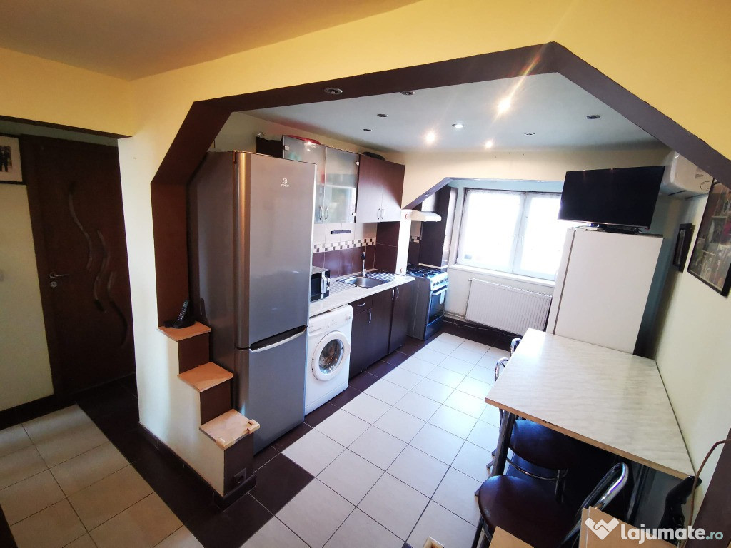 Apartament cu 2 camere de vânzare!