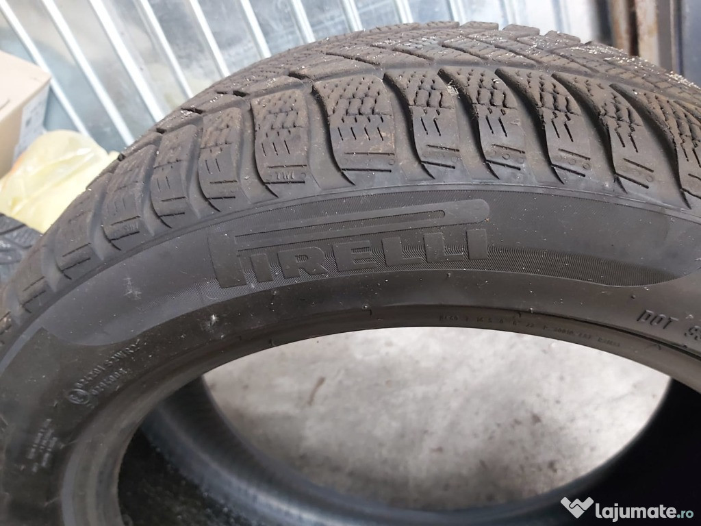 Vând anvelope iarna Pirelli Winter DOT 2019 dimensiune 245/45/R18