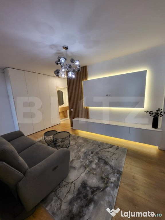 Apartament modern, 3 camere, intermediar, parcare, Zona Vivo