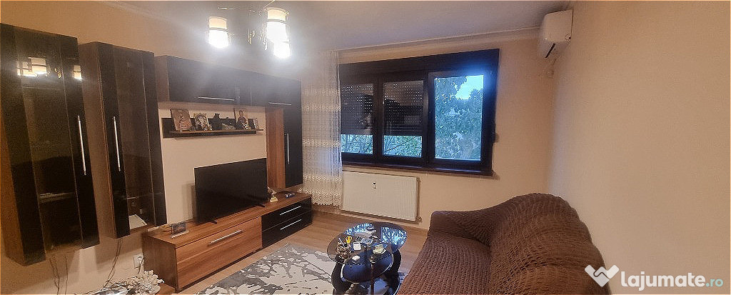 Apartament cu 3 camere decomandat – Zonă Ozana, aproape d