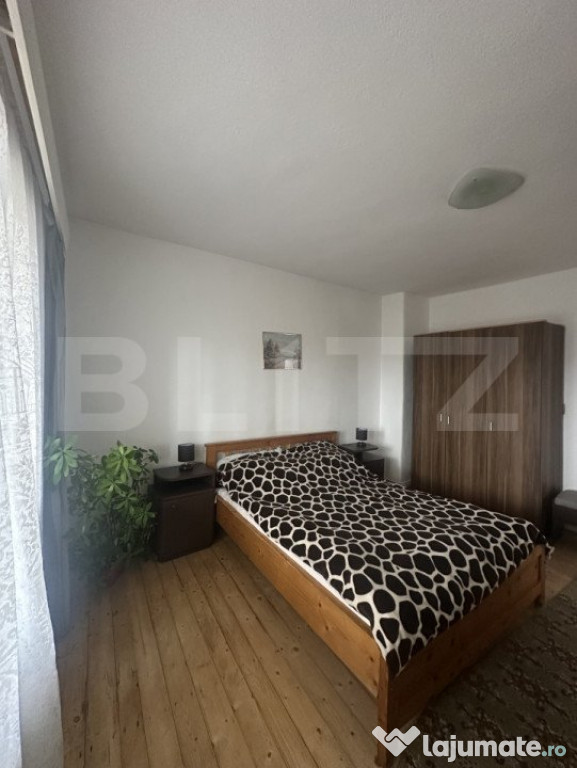 Apartament la casa ,3 camere ,grădină si 2 parcări -Dâmb