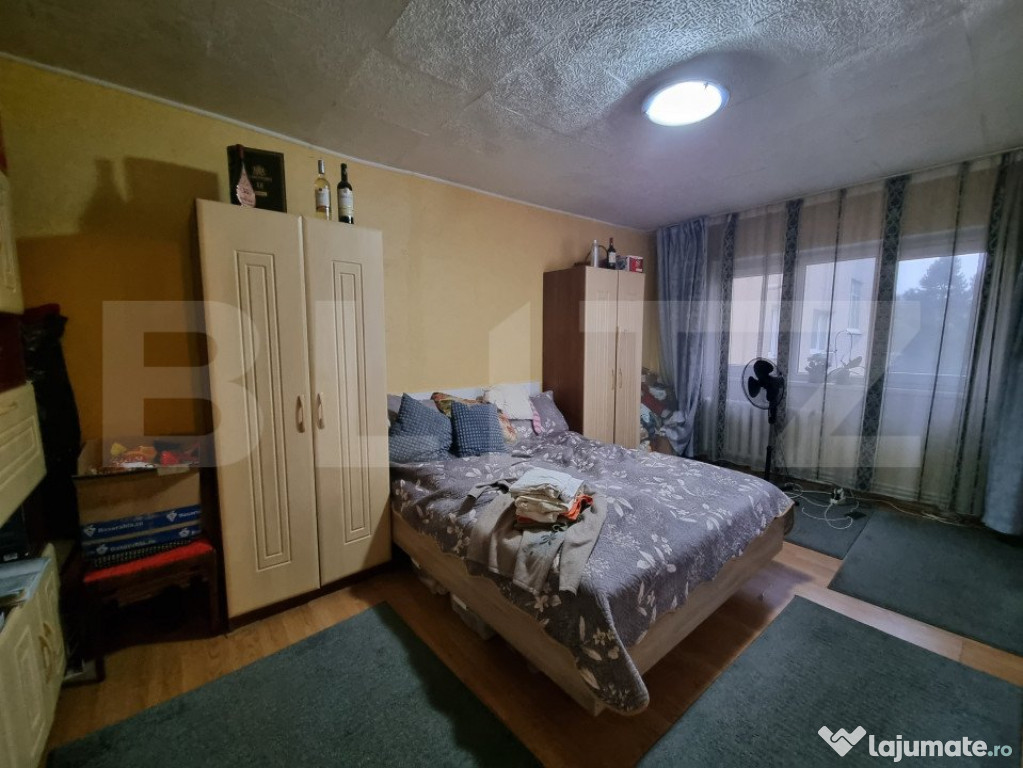 Apartament 4 camere decomandate, 76mp, etaj intermediar, zon