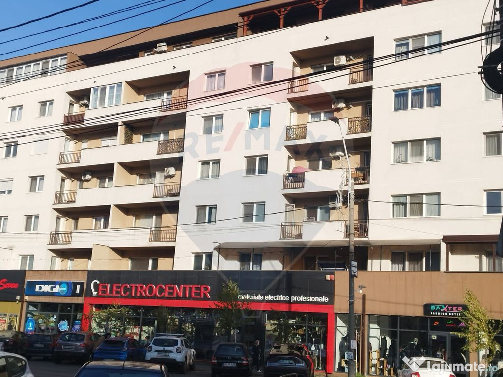 Apartament cu două camere, de închiriat