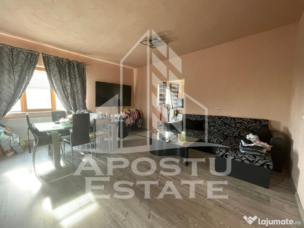 Apartament 3 camere, spatios, cu terasa si garaj, zona Bujac