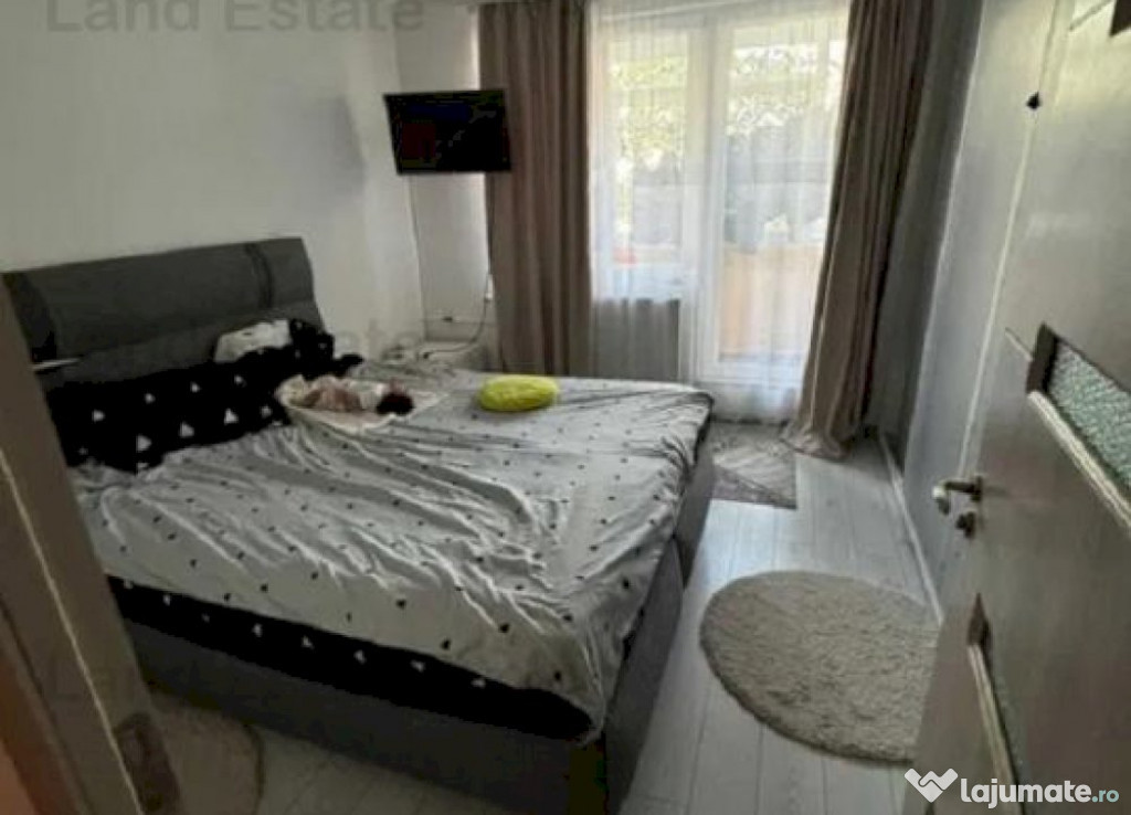 Apartament cu 4 camere Dristor - Râmnicu Sărat