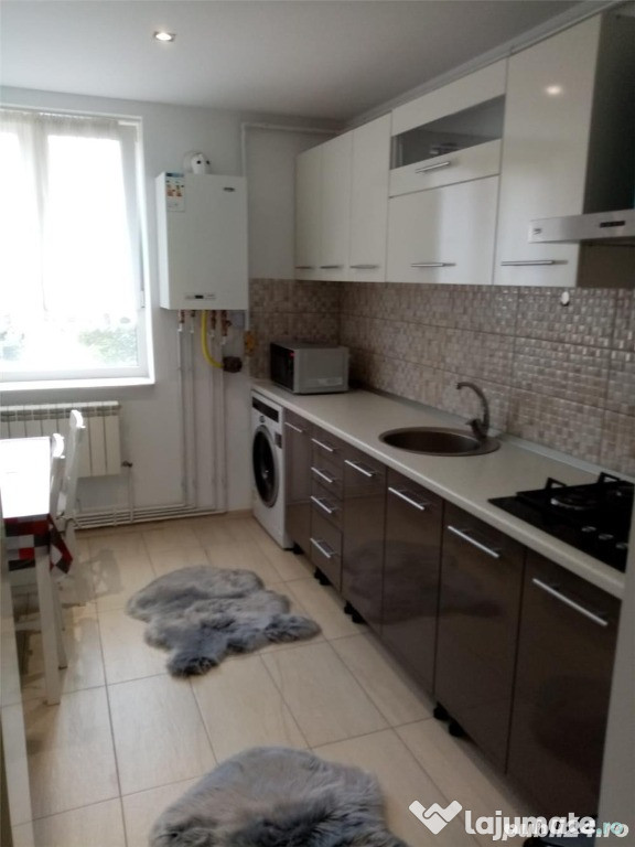 Apartament 2 camere deocmandate ,Ozana