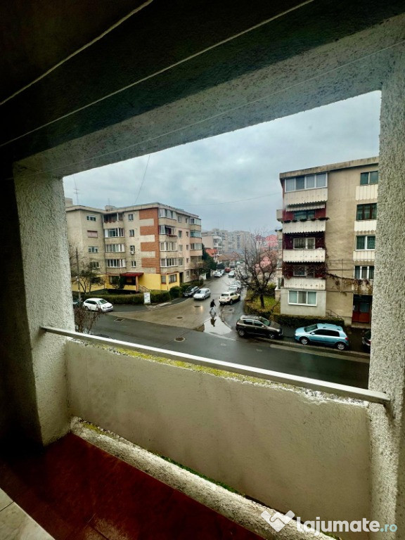 Garsoniera de inchiriat, zona Zamfirescu