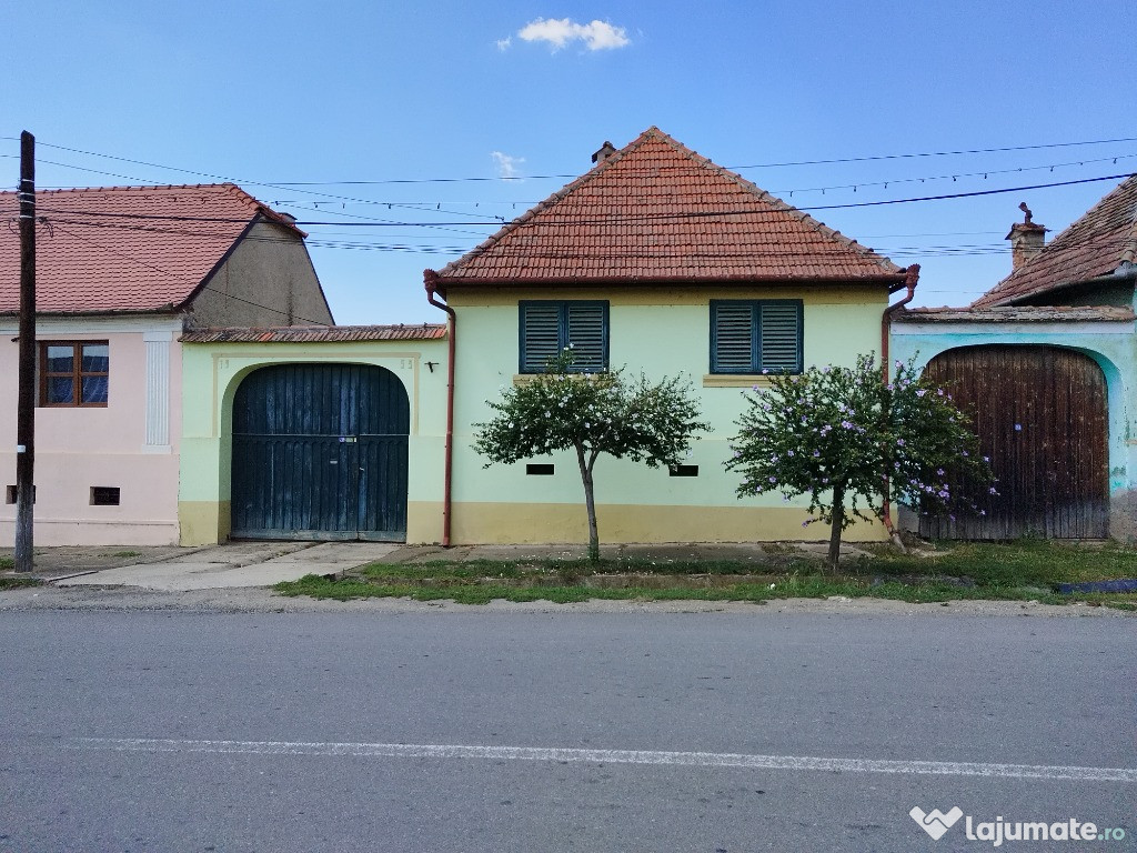 VAND casa 4 camere, curte si gradina 673 mp, com.Ludos