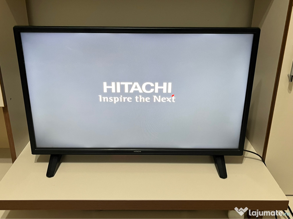 TV Hitachi diagonala 80 cm