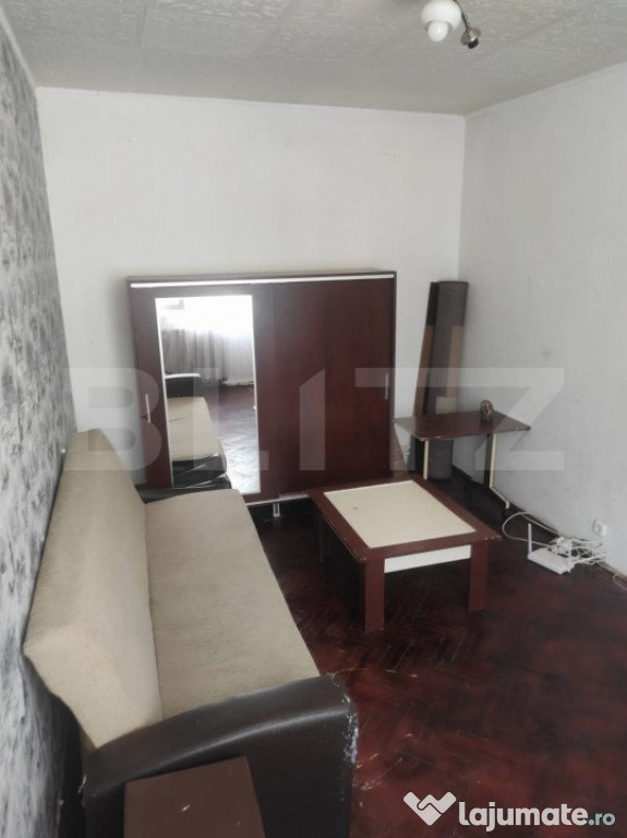 Apartament 2 camere, pretabil spatiu comercial, zona Central