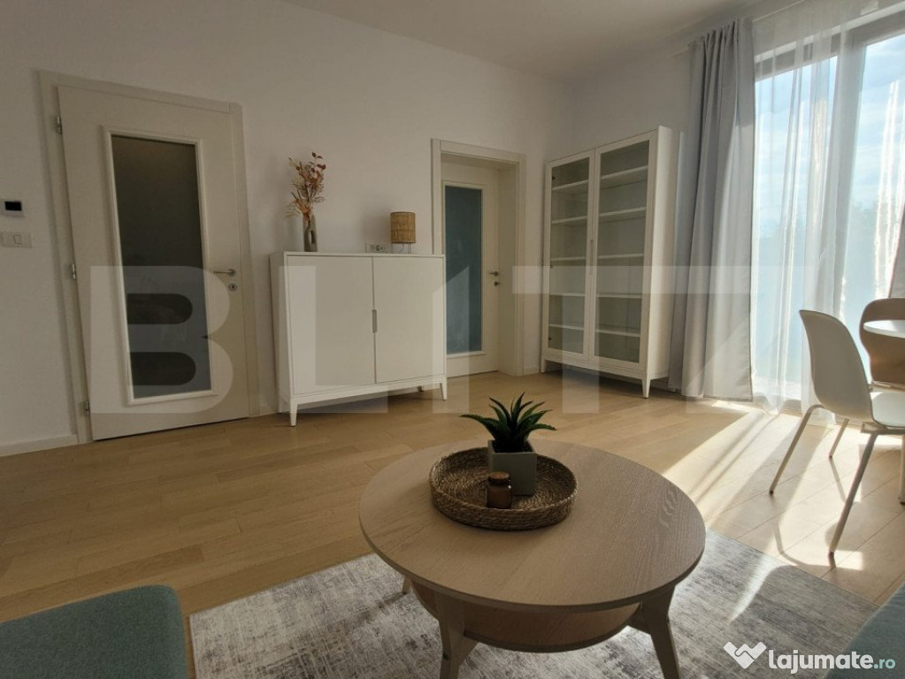 Apartament cu 2 camere, curte privată, balcon, 2 locuri de